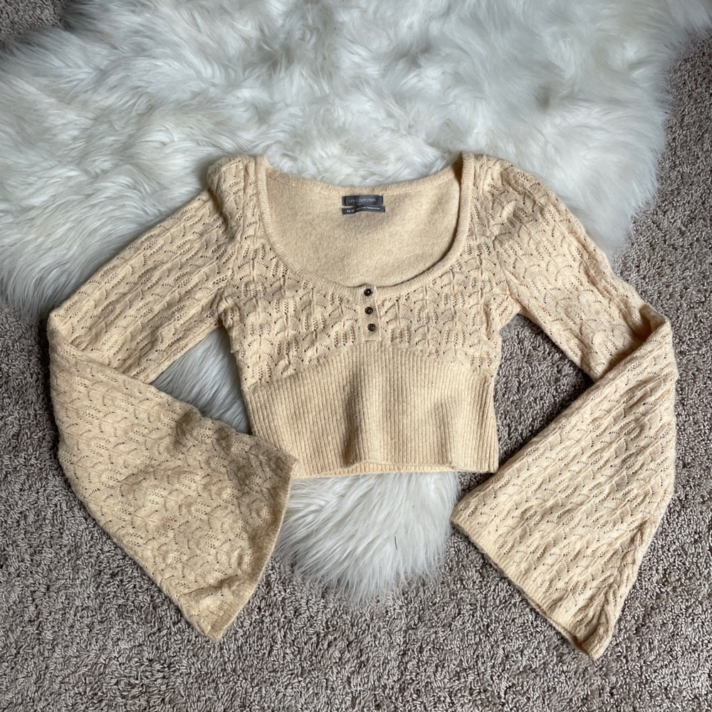 UO Cropped flare sleeve sweater too